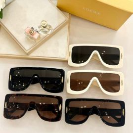 Picture of Loewe Sunglasses _SKUfw51902144fw
